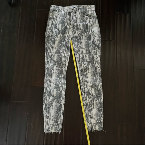 Pistola Black And White Snake Print Frayed Denim Size 27 - Picture 4 of 7